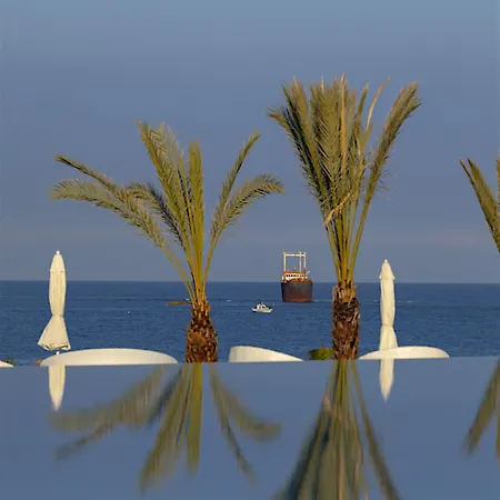 King Evelthon & 5* Klorakas