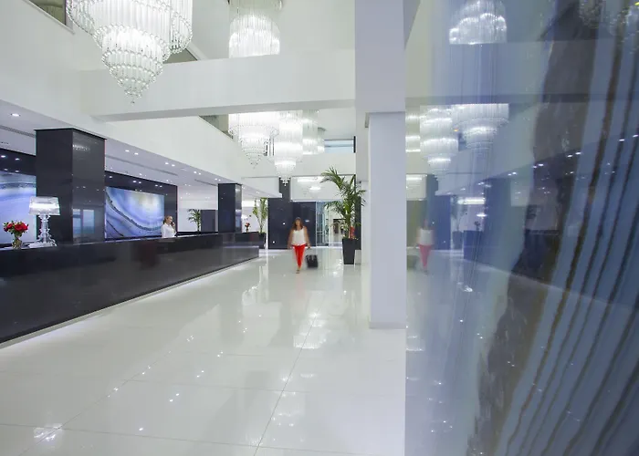 King Evelthon & Θέρετρο 5*