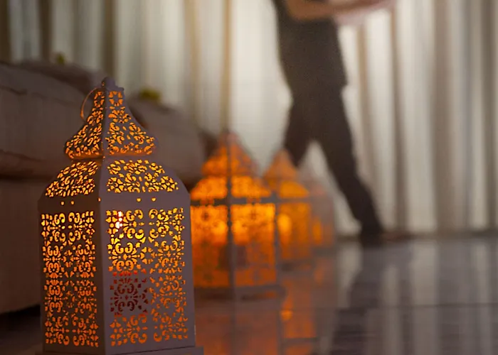 King Evelthon & Θέρετρο