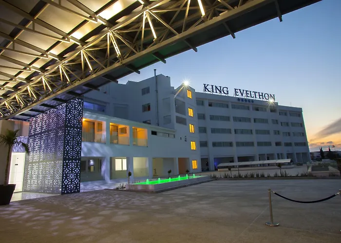 King Evelthon & Θέρετρο 5*