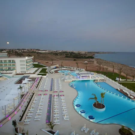 King Evelthon & Resort 5*