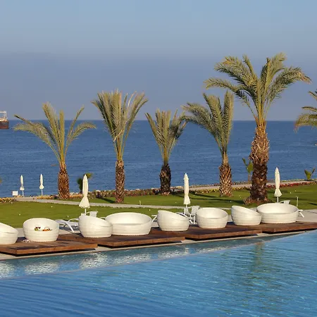 Курортный комплекс King Evelthon &