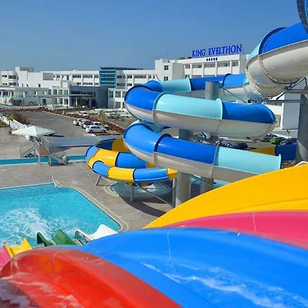 Resort King Evelthon & Klorakas