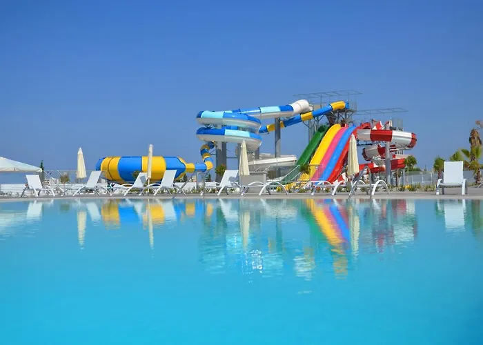 Resort King Evelthon & 5*