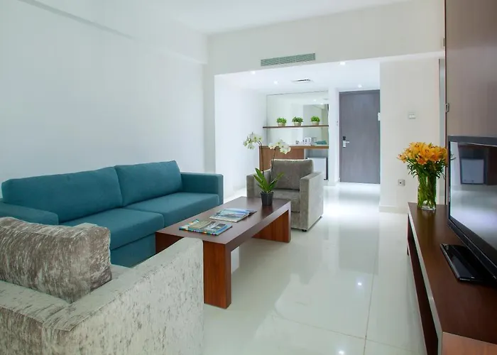 King Evelthon & Klorakas