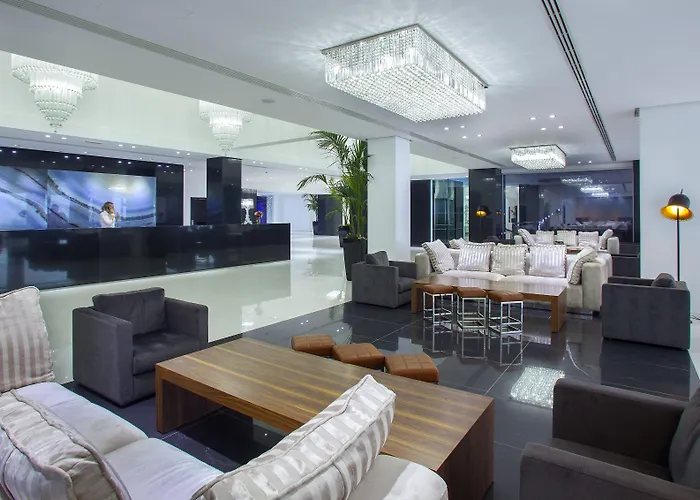 Resort King Evelthon & 5*