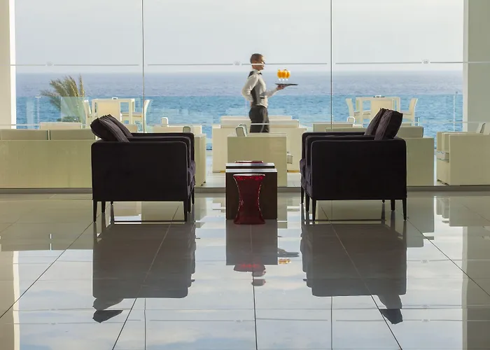 King Evelthon & Klorakas