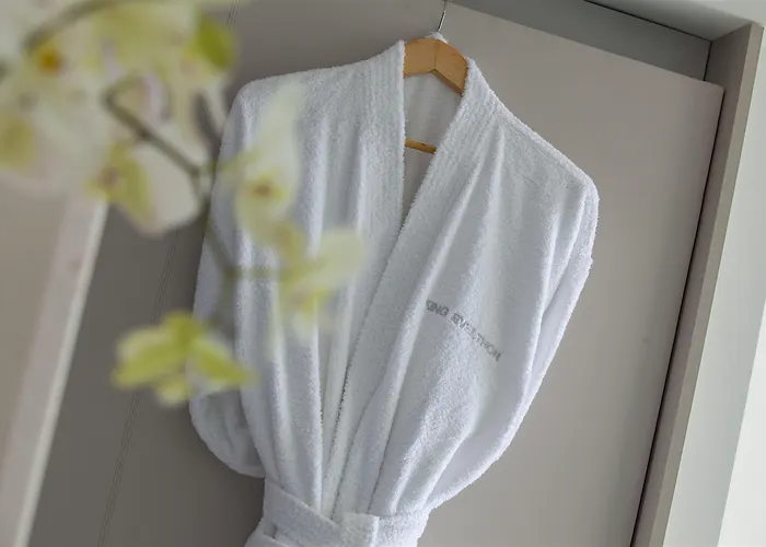 King Evelthon & Ośrodek wypoczynkowy