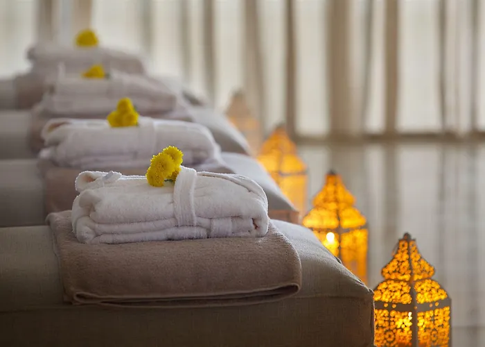 King Evelthon & Ośrodek wypoczynkowy