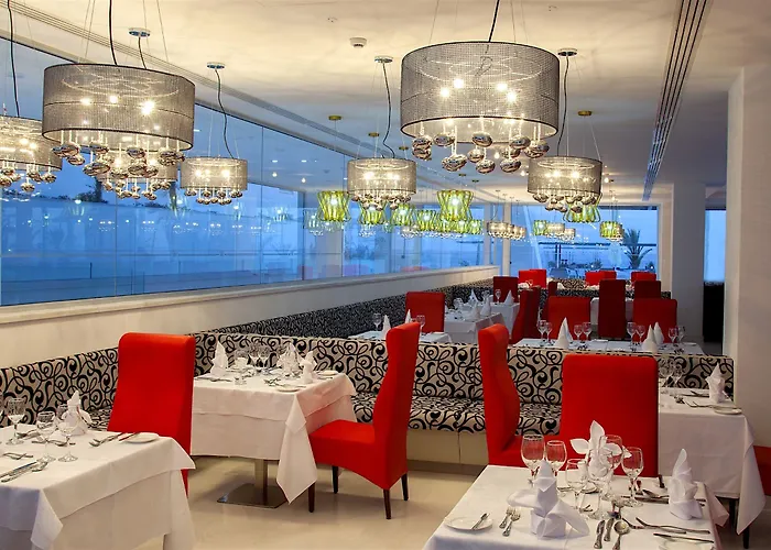 King Evelthon & 5* Klorakas